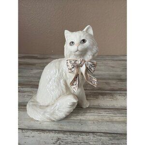 Lenox Sitting Pretty Cat Figurine Classic Cat Collection Ivory Bone China 6" H